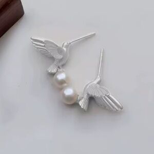 Vintage Hummingbird Pearl Silver Earrings